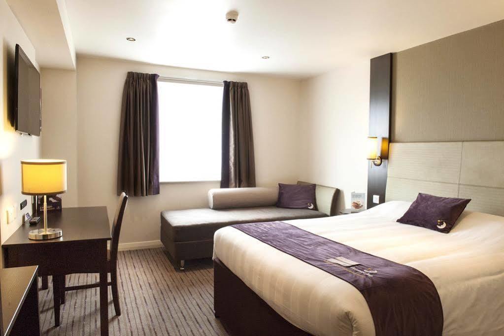 Premier Inn Premier Inn York South West Exteriér fotografie